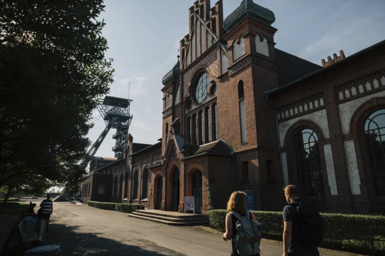 Außenansicht des LWL-Museums Zeche Zollern, © Museumsverband Nordrhein-Westfalen, Foto: Lisa Mausbach
