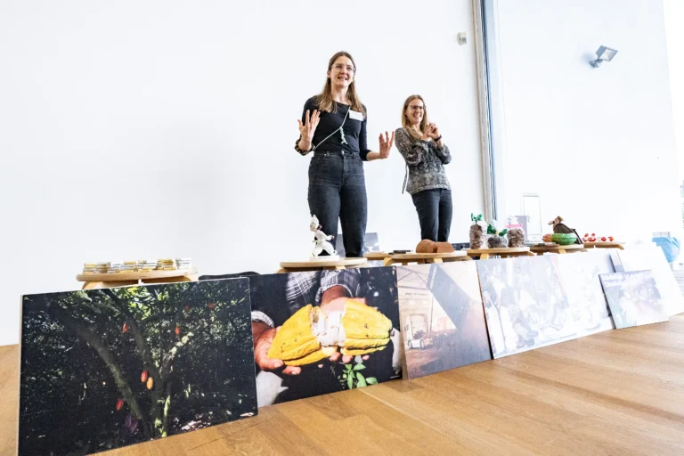 Blick in eine Station beim Format „Walk and Talk: Schaufenster NRW“